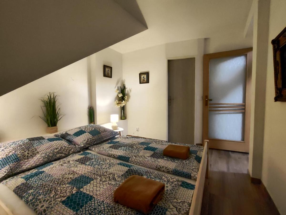 Apartmán Kralovak Králŭv Dvŭr Exteriér fotografie